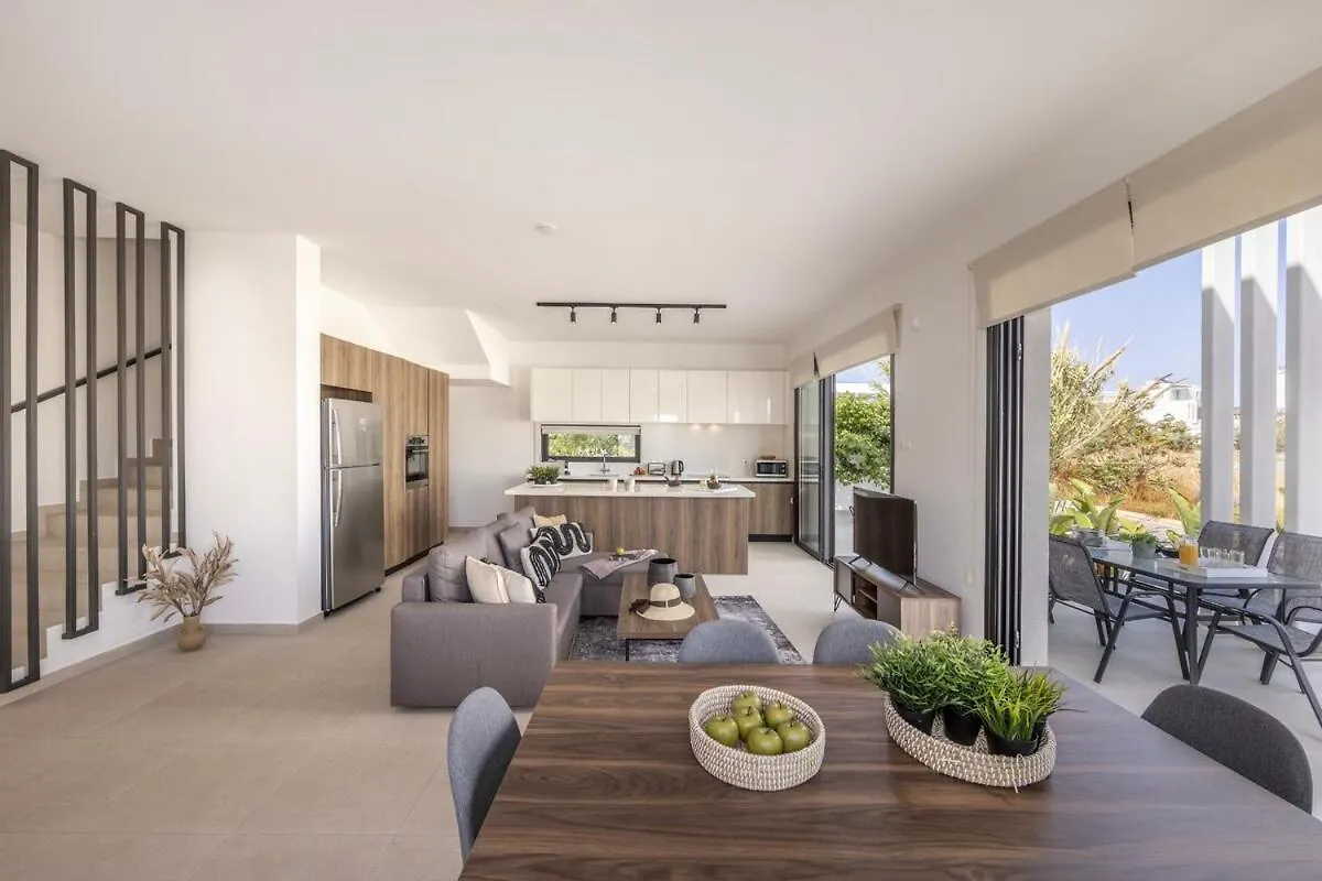 Villa Nissi 1 أيا نابا قبرص
