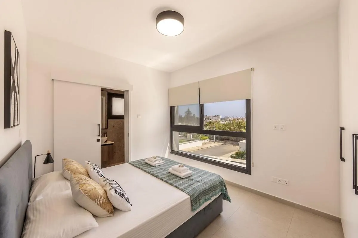 Villa Nissi 1 أيا نابا 0*,